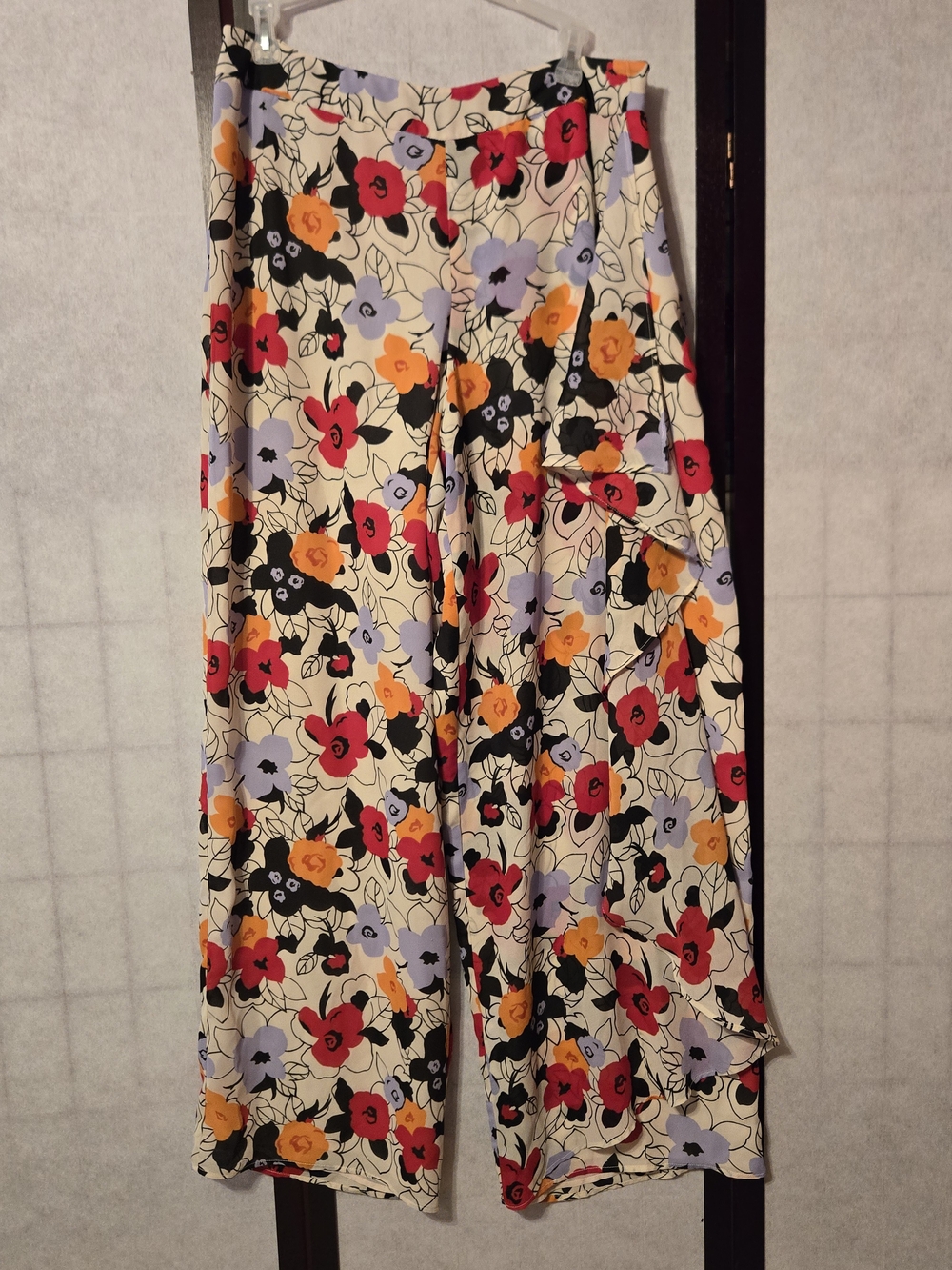 Harve Benard Cream Wide-Leg Floral Pants with Red, Orange & Lavender Blooms